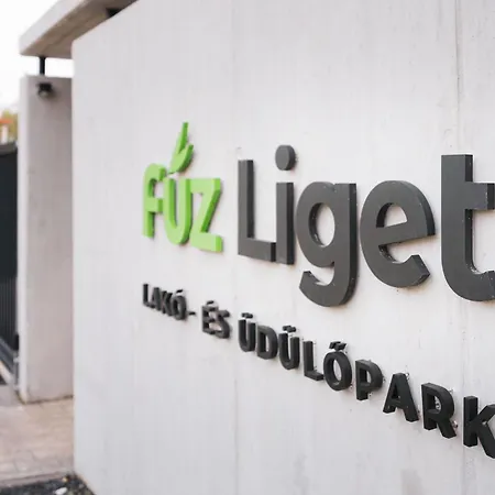 Апартаменты Fuezliget Gardenlight